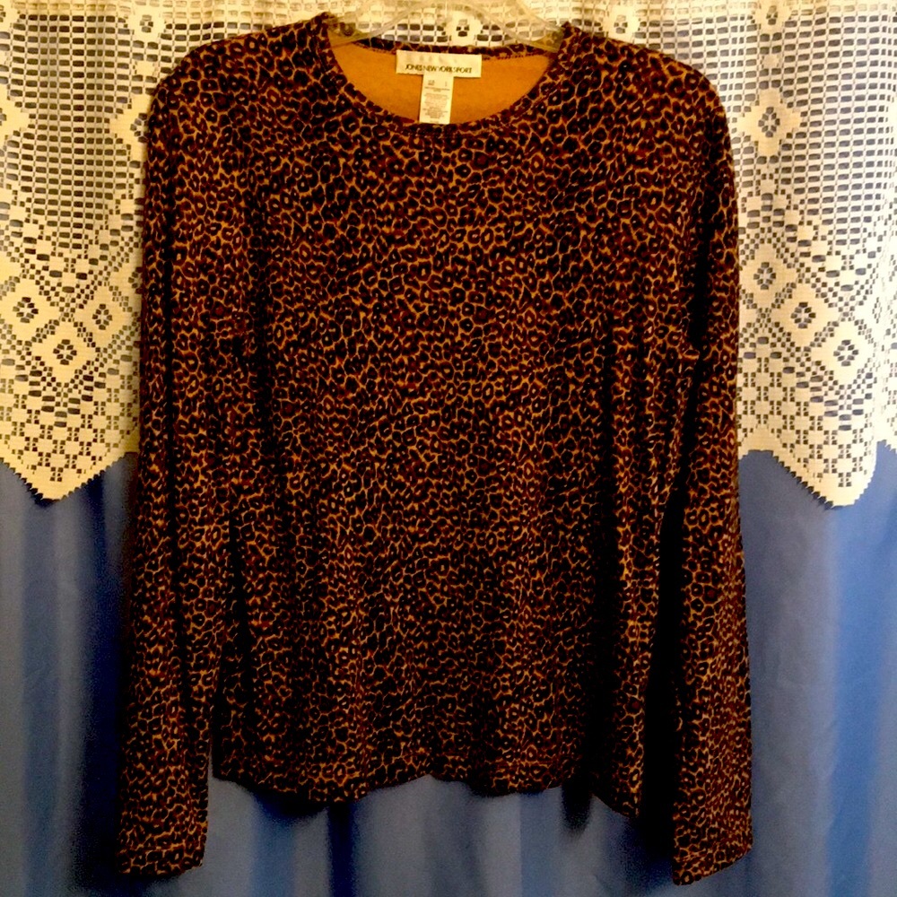 Jones New York Animal Print Long Sleeve Top